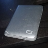 Western Digital WD HDD външен  хард 720GB, снимка 1 - USB Flash памети - 38904879