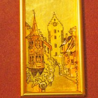 Старинна златна картина рисувана върху златно фолио - старинен часовник и стари сгради - с маркировк, снимка 2 - Картини - 38510348