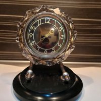 Стар механичен часовник-Маяк, снимка 13 - Антикварни и старинни предмети - 30991541