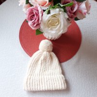 Дамска зимна шапка , снимка 2 - Шапки - 38640429