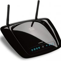  Рутер Cisco Linksys WRT160NL, снимка 1 - Рутери - 31868474