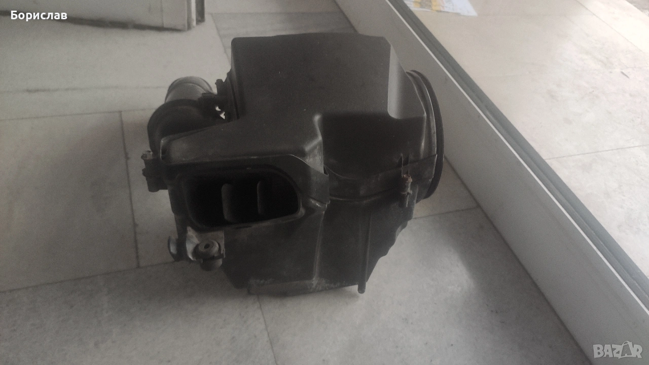 Продавам кутия за въздушен филтър , снимка 1