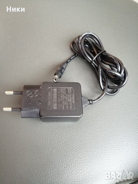 Адаптер зарядно , снимка 1