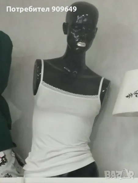 Манекен с камъни сваровски, снимка 1