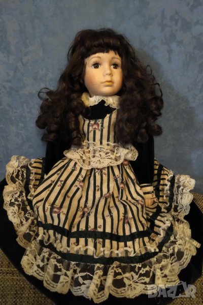 Голяма колекционерска порцеланова кукла 2, снимка 1