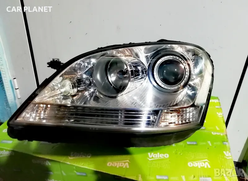 Фар фарове за Mercedes ML W164 / Мерцедес МЛ W164 Bi-Xenon AFS. , снимка 1