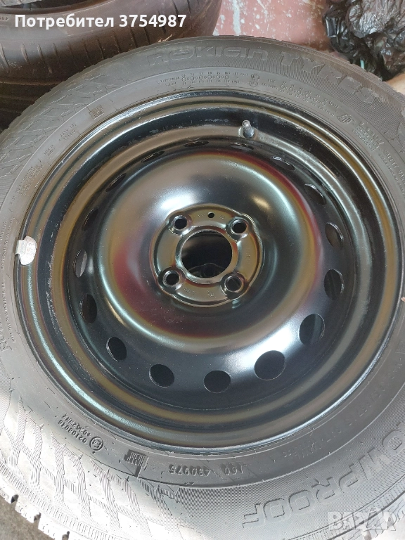 195 65 15 зимни гуми  с железни джанти 4х100 15 , снимка 1