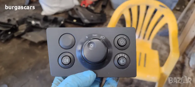 Ключ светлини 13 205 863 Opel Zafira B - 60лв, снимка 1