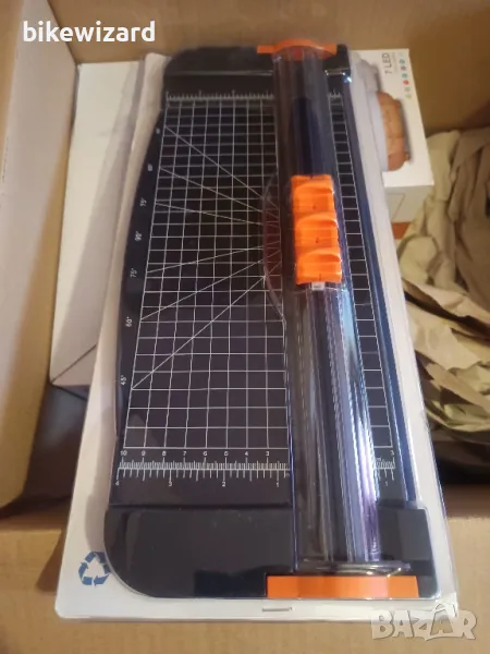 Резачка за хартия Flintronic А4 НОВА, снимка 1