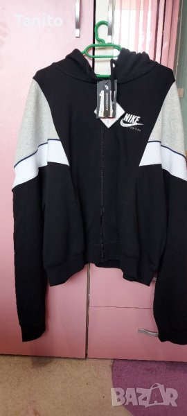 Ново оригинално спортно горнище Nike, снимка 1