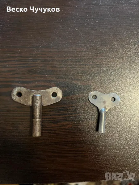 Старинен ключ за стенен часовник, снимка 1