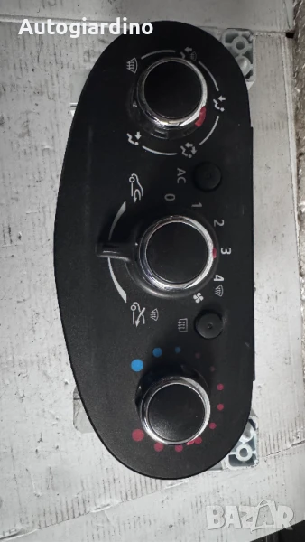 Климатичен блок / панел / табло за Dacia Sandero - 5P3741700, снимка 1