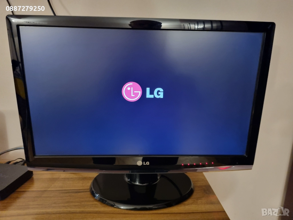 Монитор LG FLATRON 23 инча, снимка 1