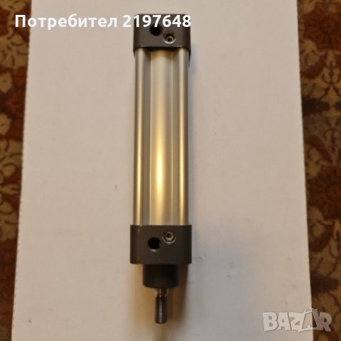 Пневматичен цилиндър 32х100  ISO6431, снимка 1 - Резервни части за машини - 35613646