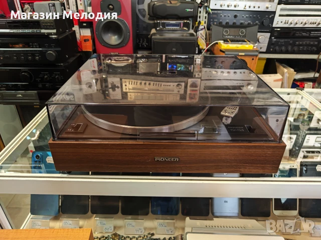 Грамофон Pioneer PL-120 с чисто нова игла! В отлично техническо и визуално състояние., снимка 2 - Грамофони - 51377185