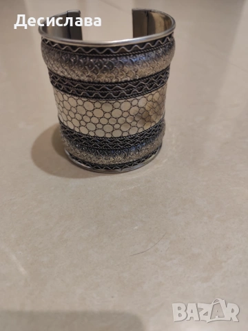 метална гривна Bijou Brigitte, снимка 3 - Гривни - 54183349