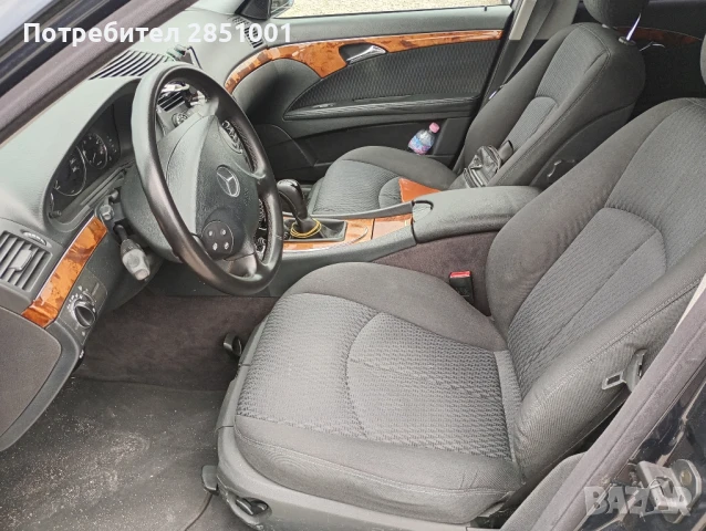 Мерцедес Е220CDI, снимка 9 - Автомобили и джипове - 50472351