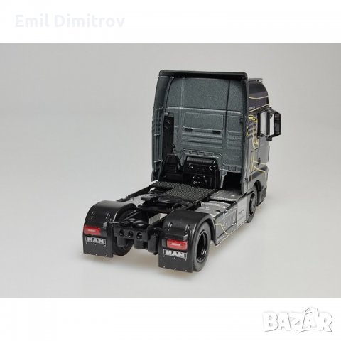 Умален модел на MAN TGX, в мащаб 1:43, снимка 9 - Колекции - 33814539