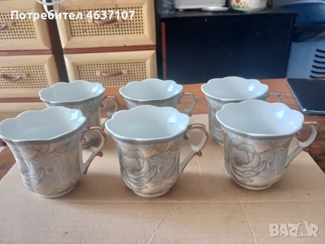 Японски порцеланови чашки