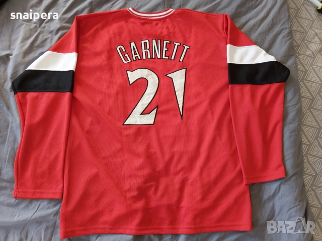 Колекционерска фланелка на Кевин Гарнет от Тимбъруулвс - 2001 година, снимка 9 - Фен артикули - 53891437
