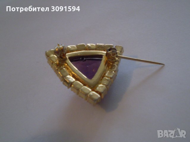 Стилна триъгълна брошка, снимка 5 - Антикварни и старинни предмети - 34496779