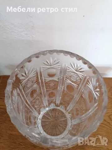 Елегантна кристална ваза. Ръчно гравирана.Чудесен декор към всеки дом. , снимка 6 - Други стоки за дома - 47875959