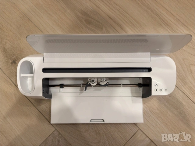 Cricut Maker режещ плотер, снимка 3 - Други инструменти - 54246709