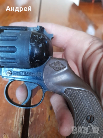 Стар капсов пистолет Mondial, снимка 3 - Други ценни предмети - 53904229