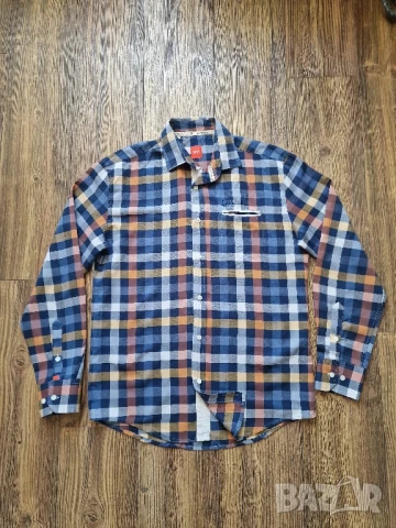 Страхотна мъжка  риза HUGO BOSS размер XL 