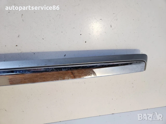 Регистрационен номер задна хром и цветен за Toyota Corolla Verso 2.2 D4D (2007), снимка 2 - Части - 54203113