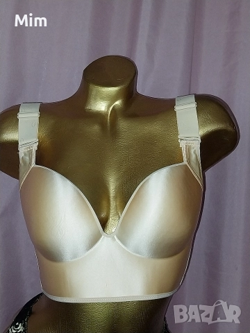 85 B Сатенен сутиен с формовани чашки в цвят телесен 