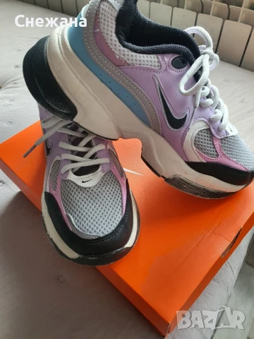 Дамски маратонки