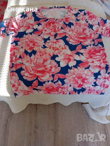 Блуза много добро качество нова удобнс за носене 