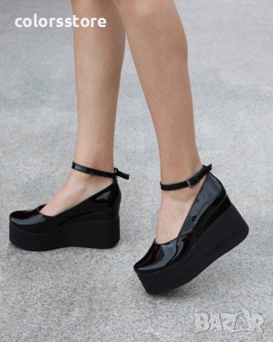 Обувки на платформа - черен лак с черно ходило - 125K 