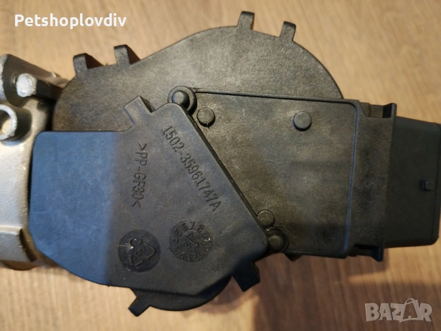 Продавам чисто ново моторче за чистачки, Частта е нова, неизползвана , снимка 4 - Части - 53963937