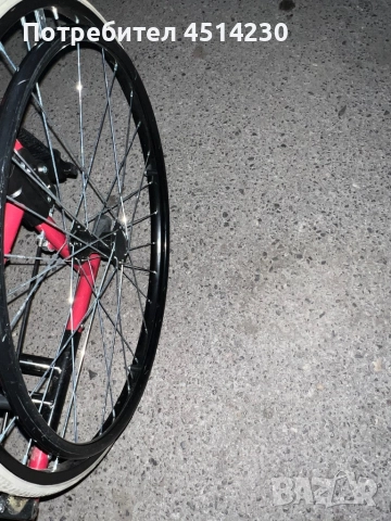 Инвалидна количка – стабилна, сгъваема, отлично състояние, снимка 4 - Инвалидни колички - 52849524