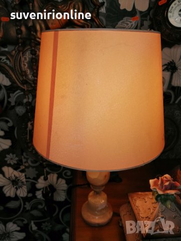 Старинна лампа с мраморна основа, снимка 4 - Настолни лампи - 38525863