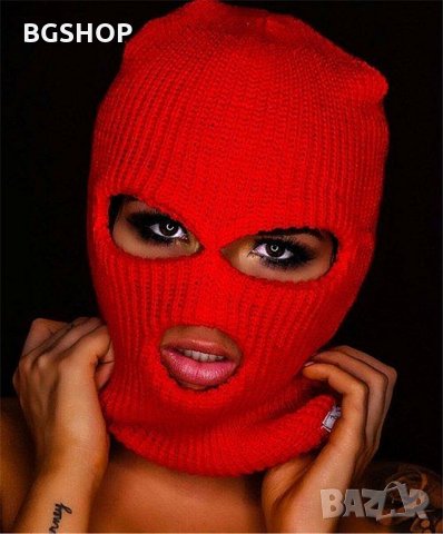 Зимна шапка маска - Red Balaclava