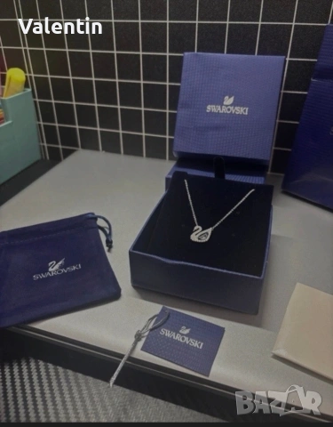 Колие Swarovski /silver blue, снимка 3 - Колиета, медальони, синджири - 53011839