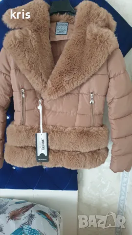 Уникално дамско яке чисто ново