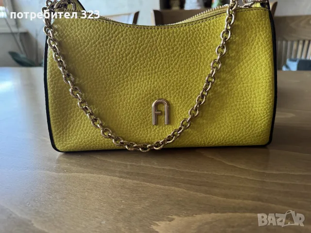 Furla, Малка кожена чанта Primula, Шафраново жълто