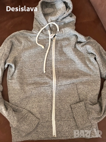 Суитчъри, снимка 3 - Детски анцузи и суичери - 52961694