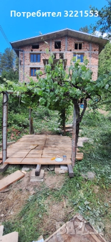 Продавам къща 456 кв/м 