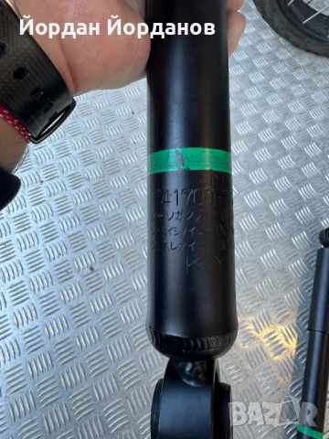 Задни амортисьори Suzuki Jimny gen4 2018+, снимка 3 - Части - 53888098