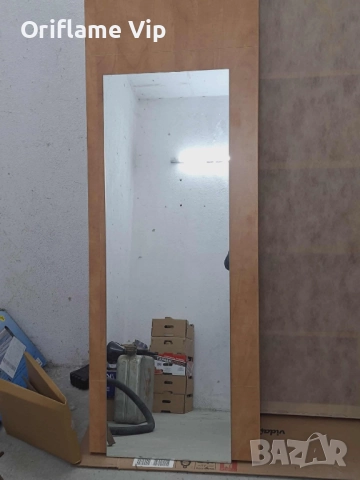 Огледало с дървена рамка, снимка 2 - Огледала - 52432422