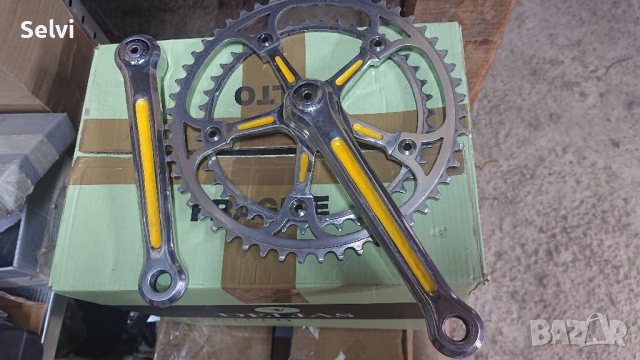 Курбели Campagnolo , снимка 2 - Части за велосипеди - 36559497