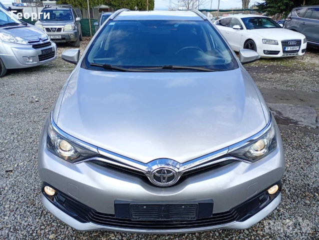 TOYOTA AURIS 1.6 D4D, снимка 4 - Автомобили и джипове - 54113017