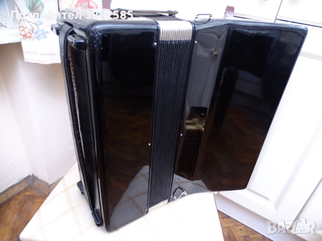 Акордеон Велтмайстер Стела 80 баса, снимка 7 - Акордеони - 52653250