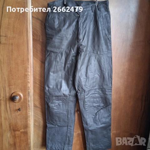 Продавам кожен панталон . 40 номер. 