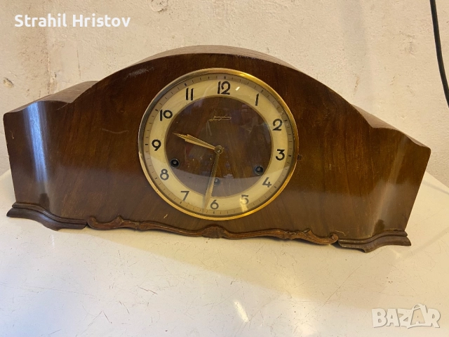 Часовник Junghans антика